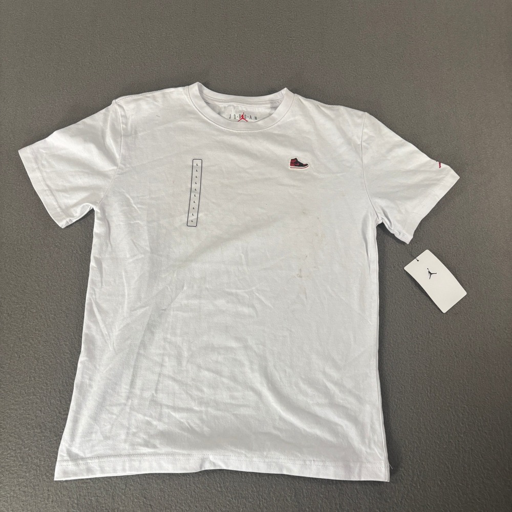 Jordan Embroidered AJ1 Graphic T-Shirt Boys Size L White 95C899-W1X